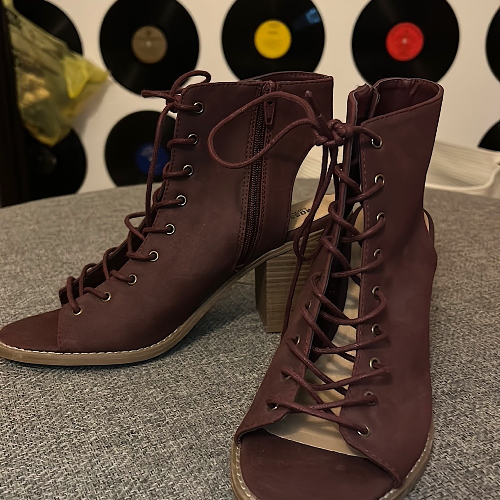 Redish Brown Heels